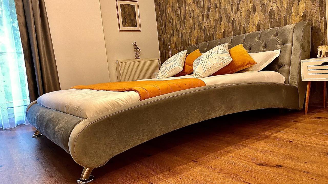 אוטופן La Maison De Zoe - Airport Residences מראה חיצוני תמונה